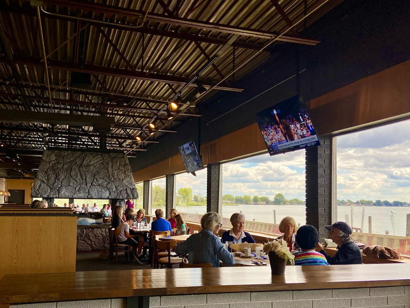 Bobby Macs Bayside Tavern & Grill (Buds Restaurant) - From Facebook (newer photo)